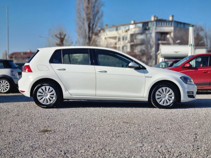 VW Golf BLUEMOTION EURO 6B, снимка 8 - Автомобили и джипове - 52830850
