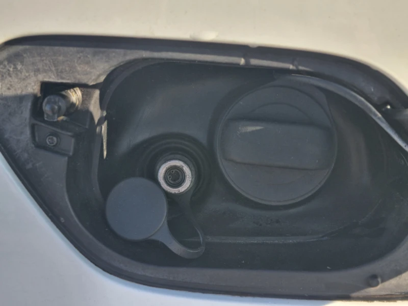 VW Golf BLUEMOTION EURO 6B, снимка 13 - Автомобили и джипове - 52830850