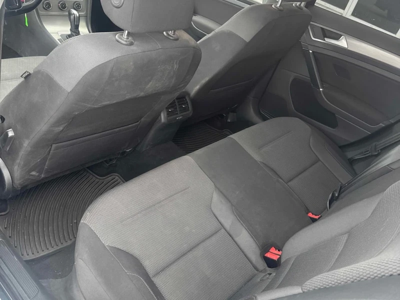 VW Golf * 5dr HB DSG 2.0 TDI * CARFAX * ЦЕНА ДО БГ, снимка 11 - Автомобили и джипове - 53061349