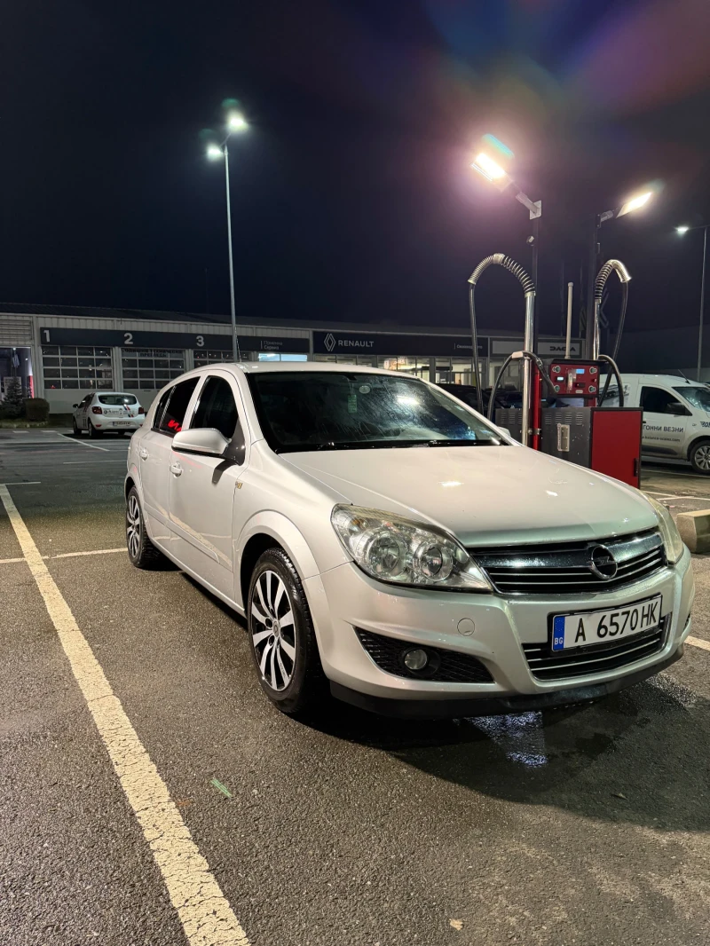 Opel Astra H 1.6 бензин/газ, снимка 2 - Автомобили и джипове - 53357671