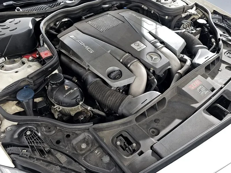 Mercedes-Benz CLS W218 Cls63 Amg S 4Matic, снимка 6 - Автомобили и джипове - 55637444