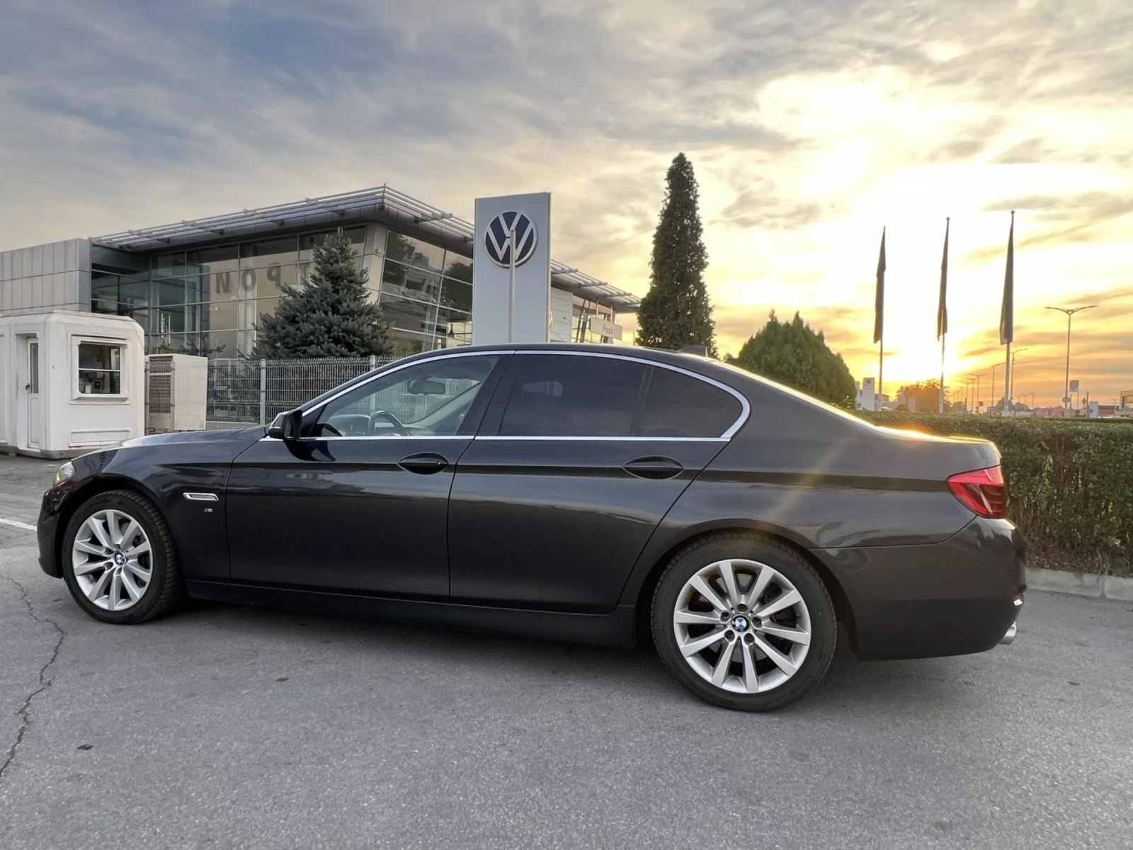 BMW 530 Xdrive Facelift Eurro 6 - изображение 3