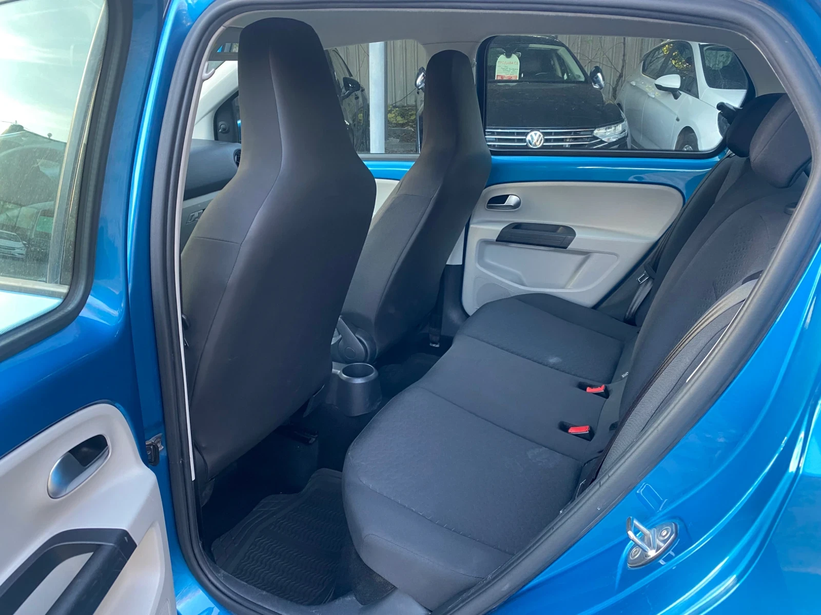 Seat Mii 1.0 MPI - изображение 8