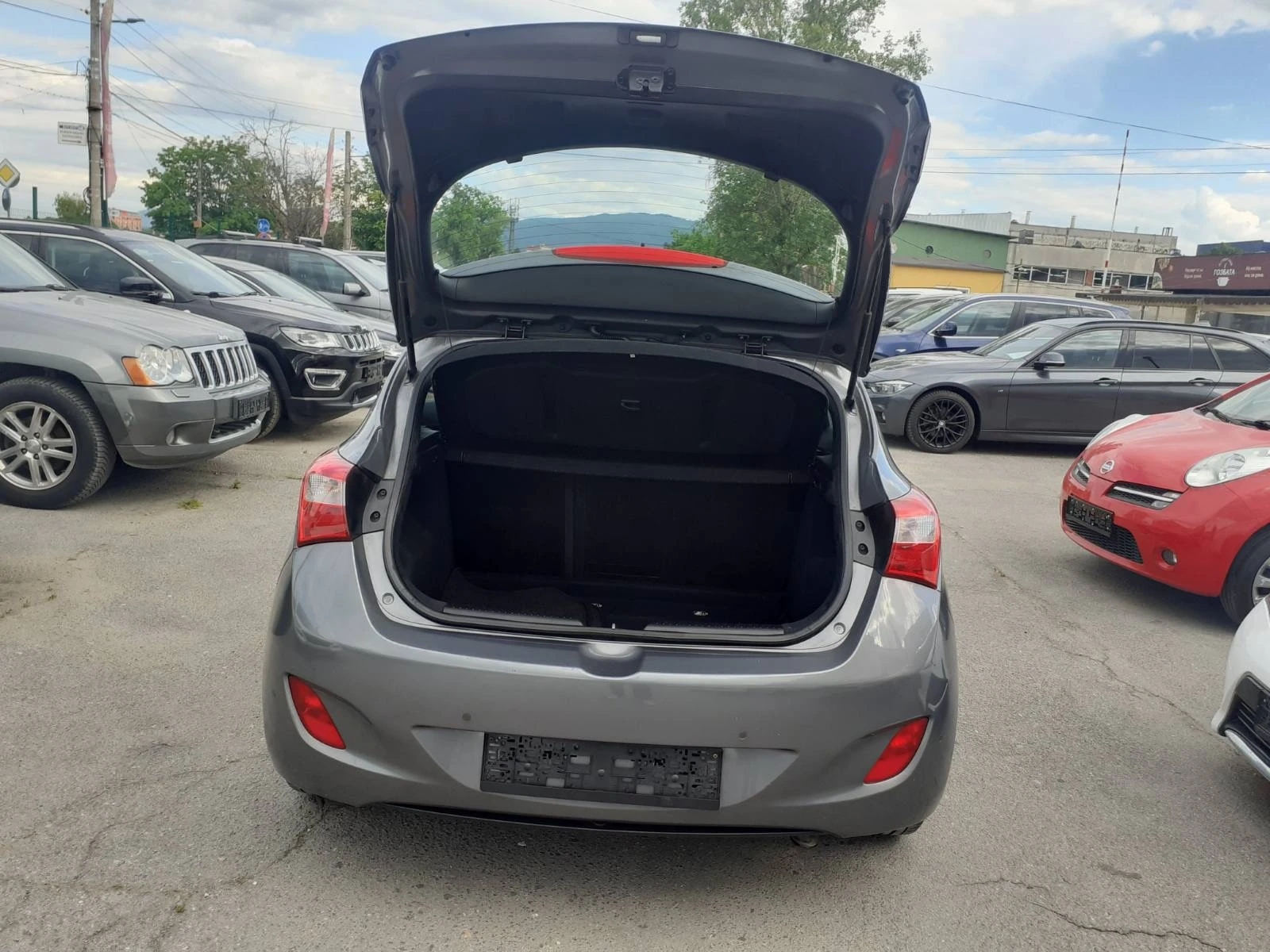 Hyundai I30 1.6 I NAVI KAMERA PREMIUM - изображение 6
