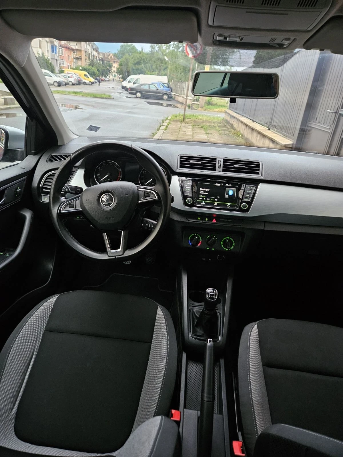 Skoda Fabia 1.0 MPI - изображение 10