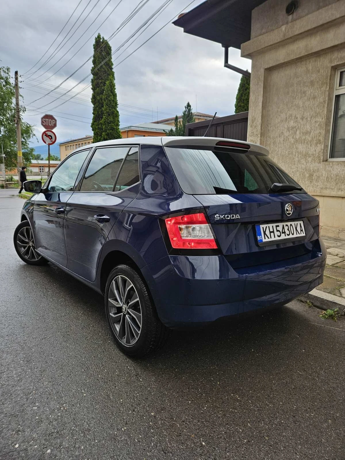 Skoda Fabia 1.0 MPI - изображение 7