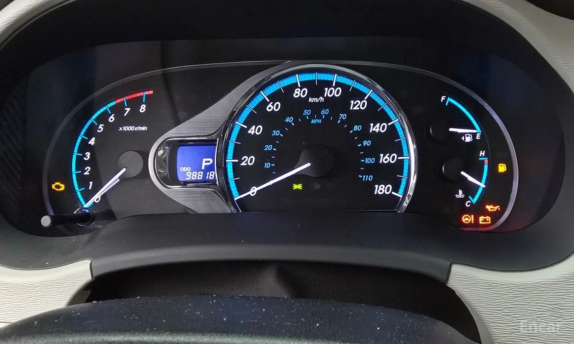 Toyota Sienna  - изображение 8