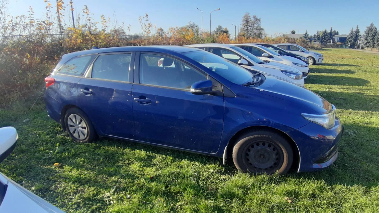 Toyota Auris  | Mobile.bg   3