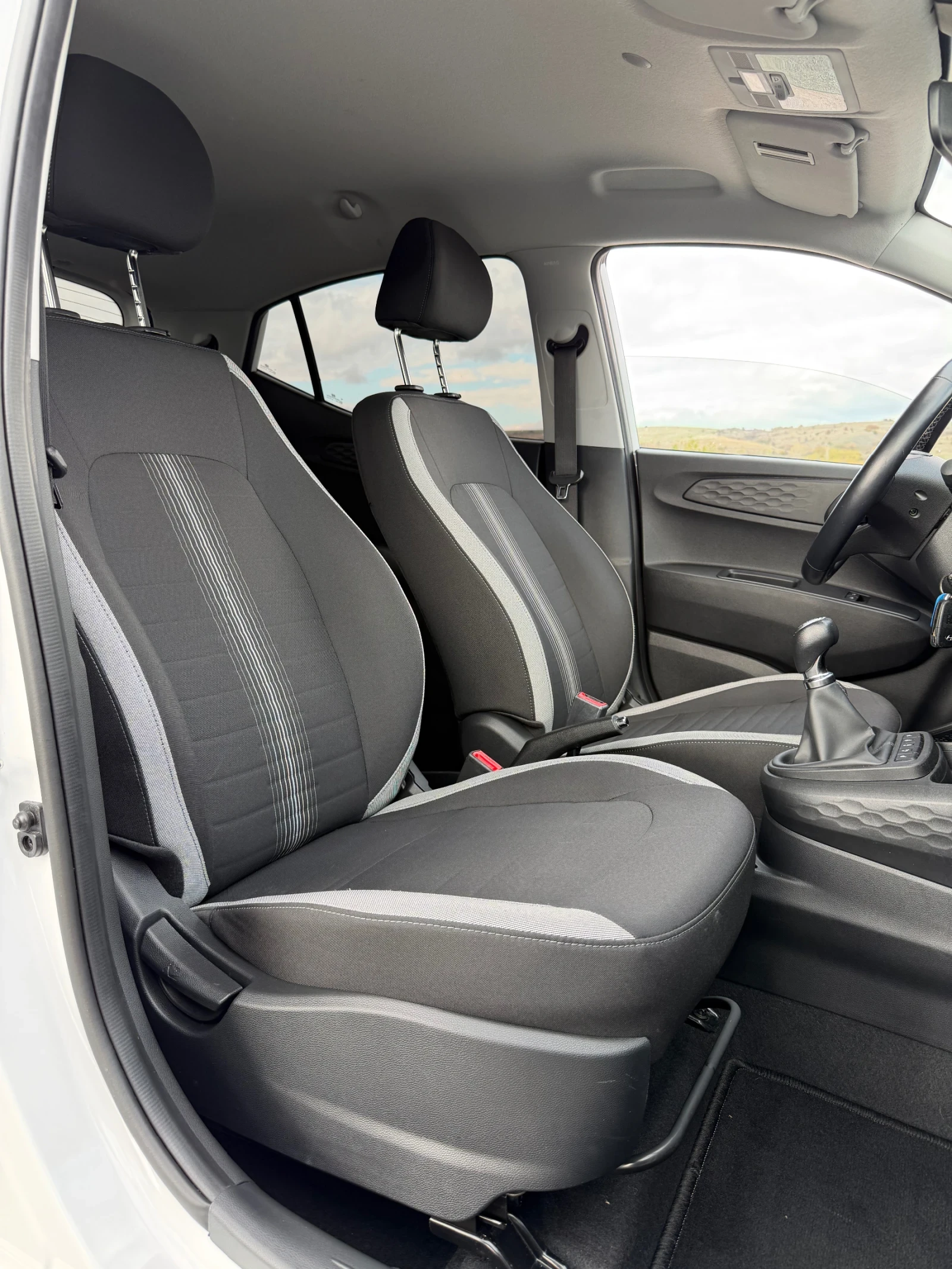 Hyundai I10 1.0i EURO 6d * 34.000KM* SERVICE BOOK TUV COC | Mobile.bg   14