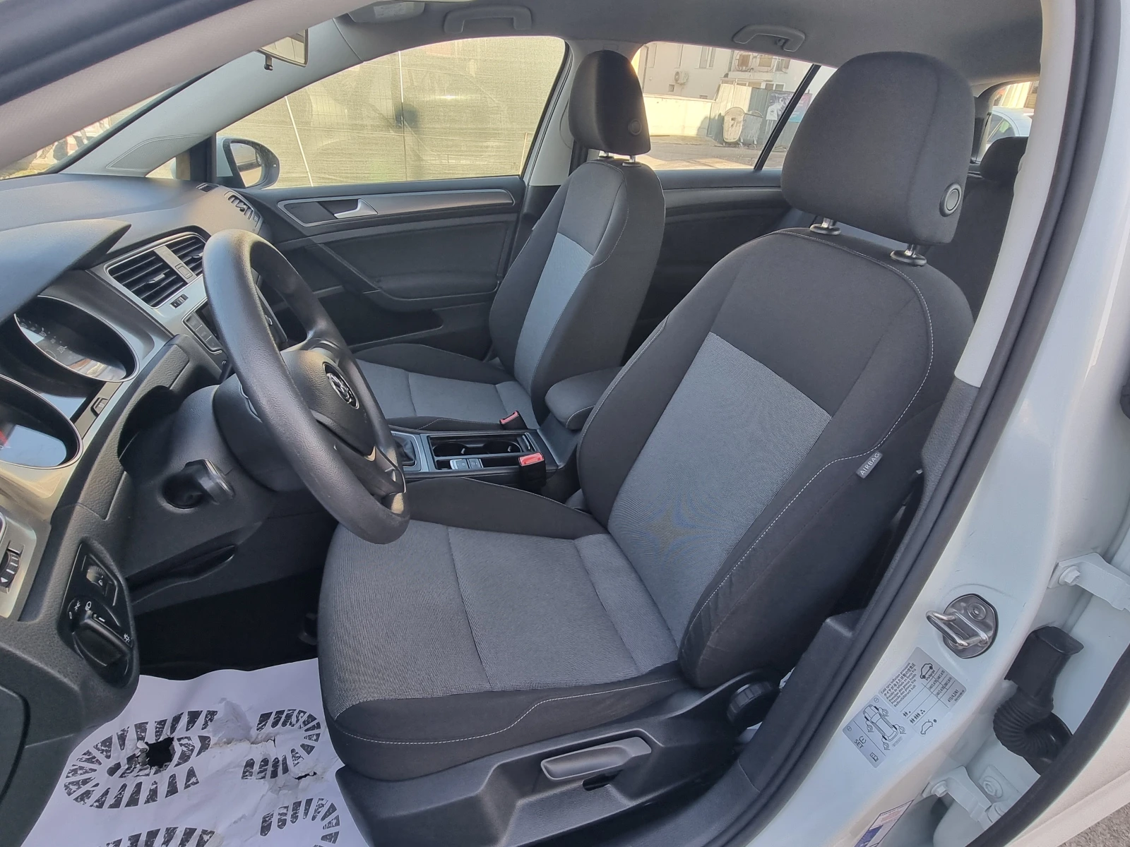 VW Golf BLUEMOTION EURO 6B - изображение 10