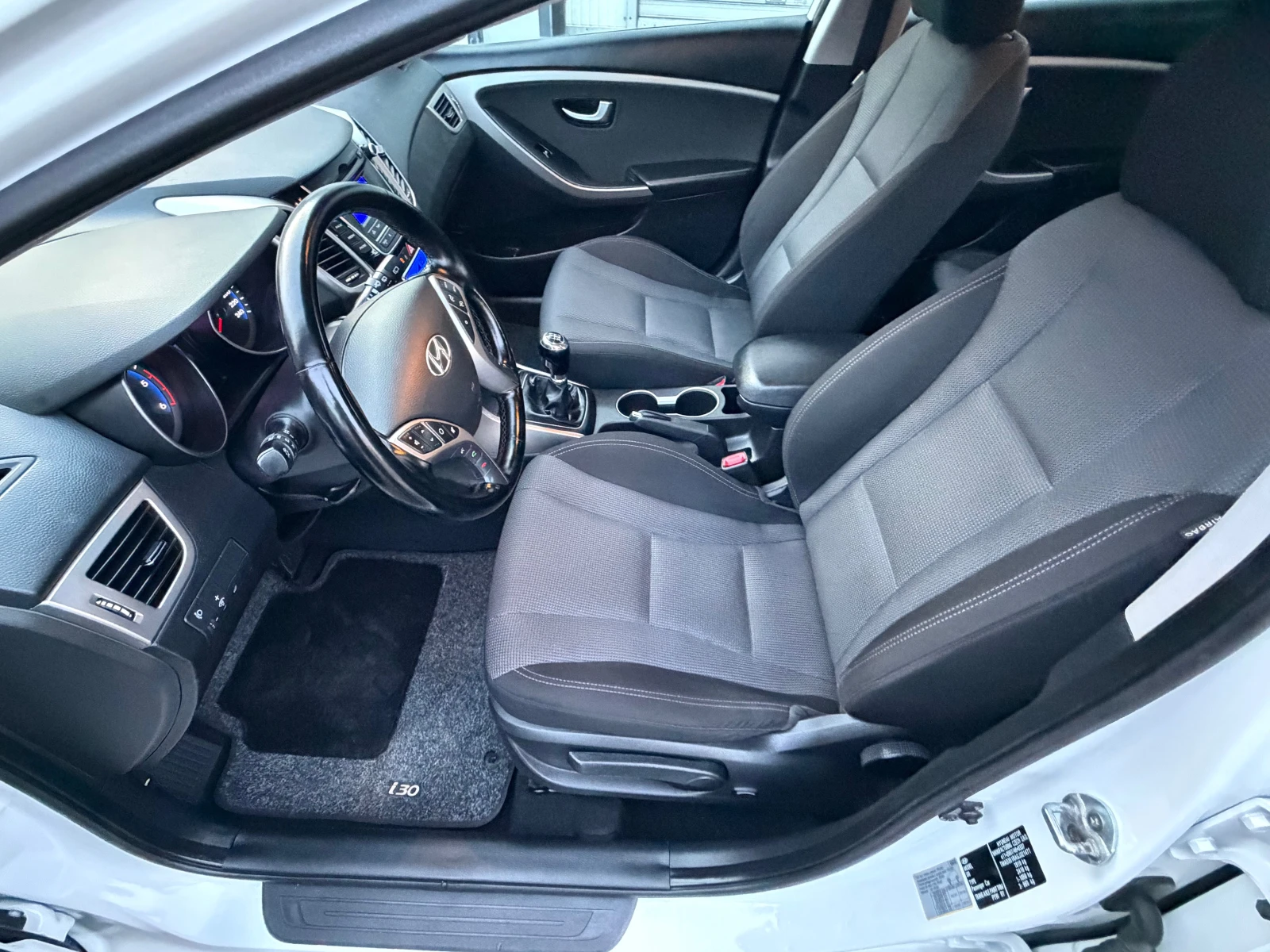 Hyundai I30 DIESEL* Face* LED* EVRO6 | Mobile.bg � ����������� 12