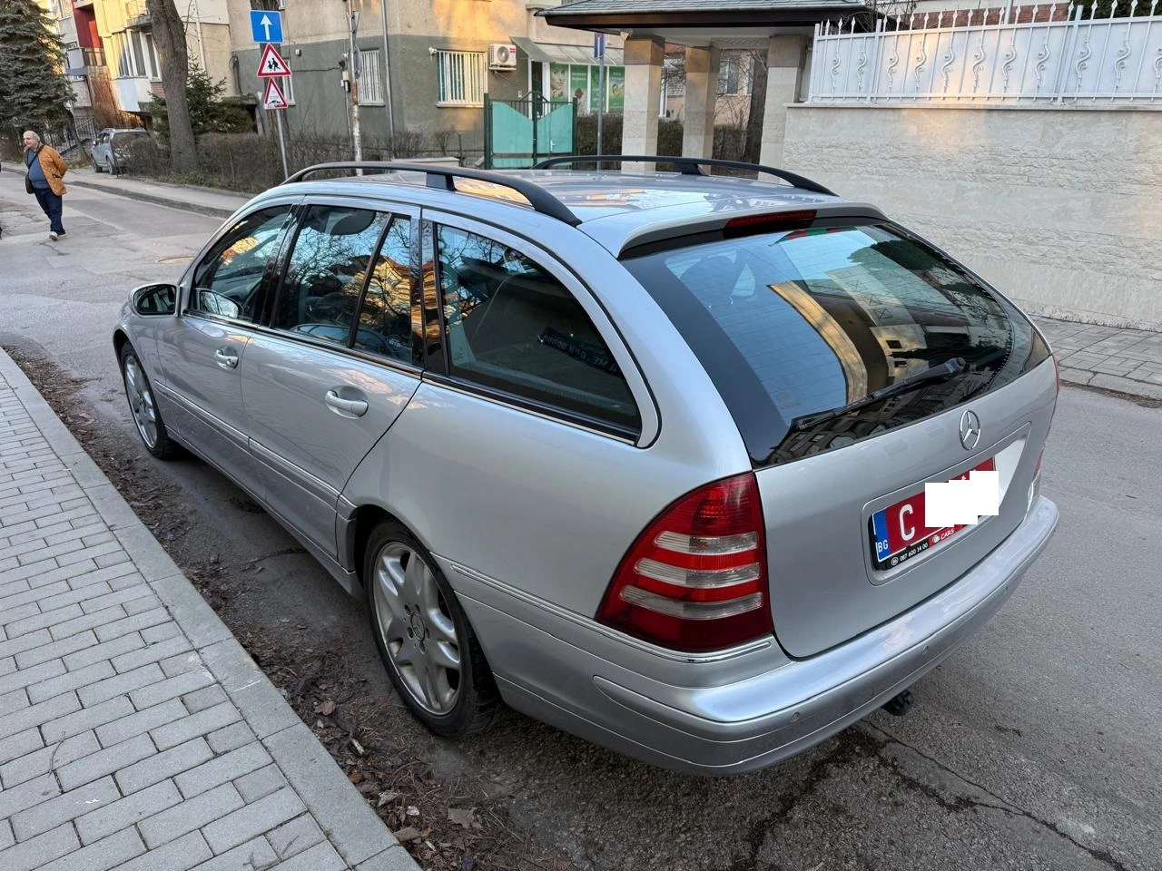 Mercedes-Benz C 200 CDI, снимка 3 - Автомобили и джипове - 53725716