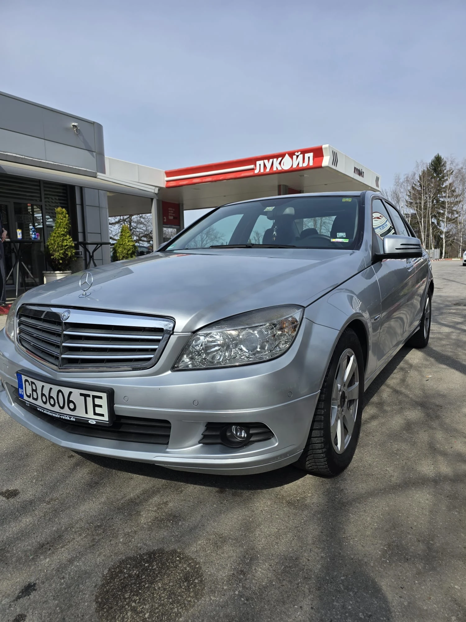 Mercedes-Benz C 200, снимка 2 - Автомобили и джипове - 53757469
