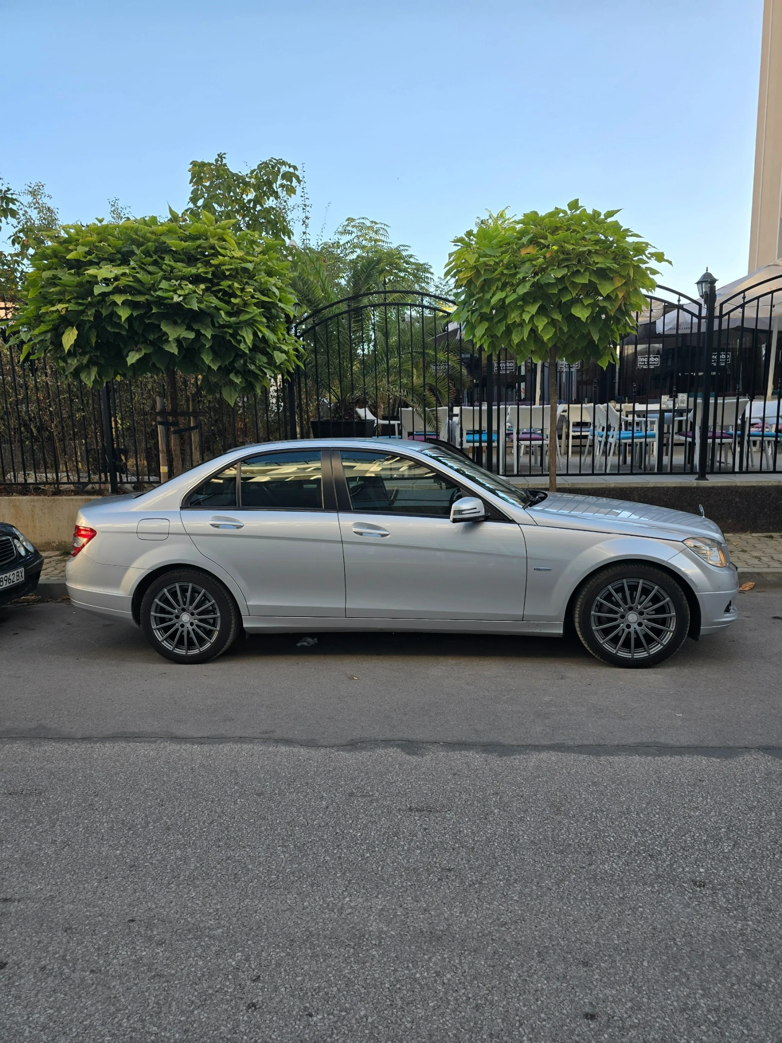 Mercedes-Benz C 200, снимка 7 - Автомобили и джипове - 53757469