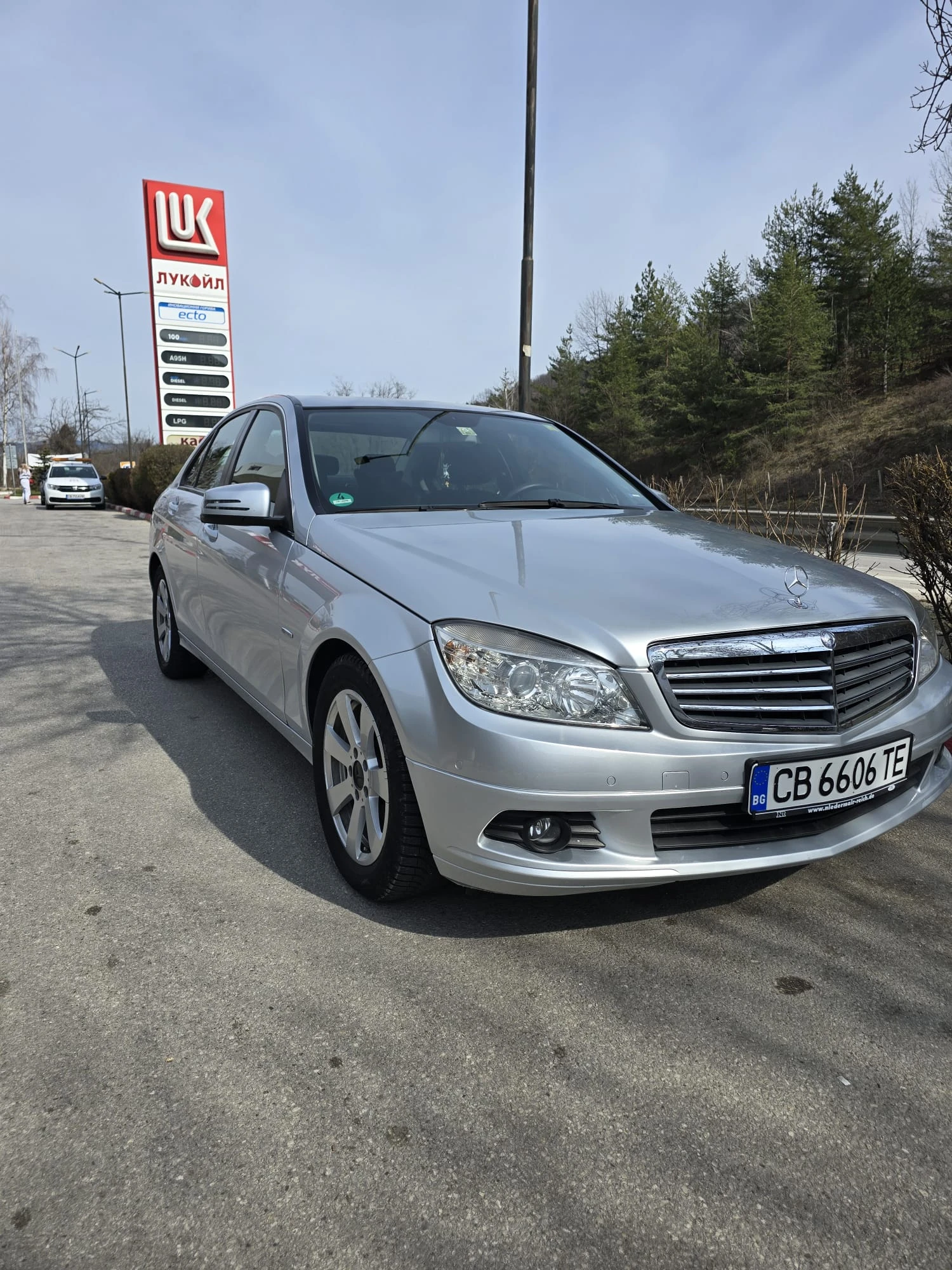 Mercedes-Benz C 200