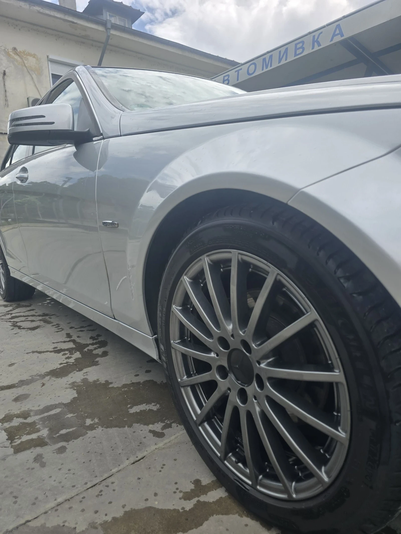 Mercedes-Benz C 200, снимка 16 - Автомобили и джипове - 54621112