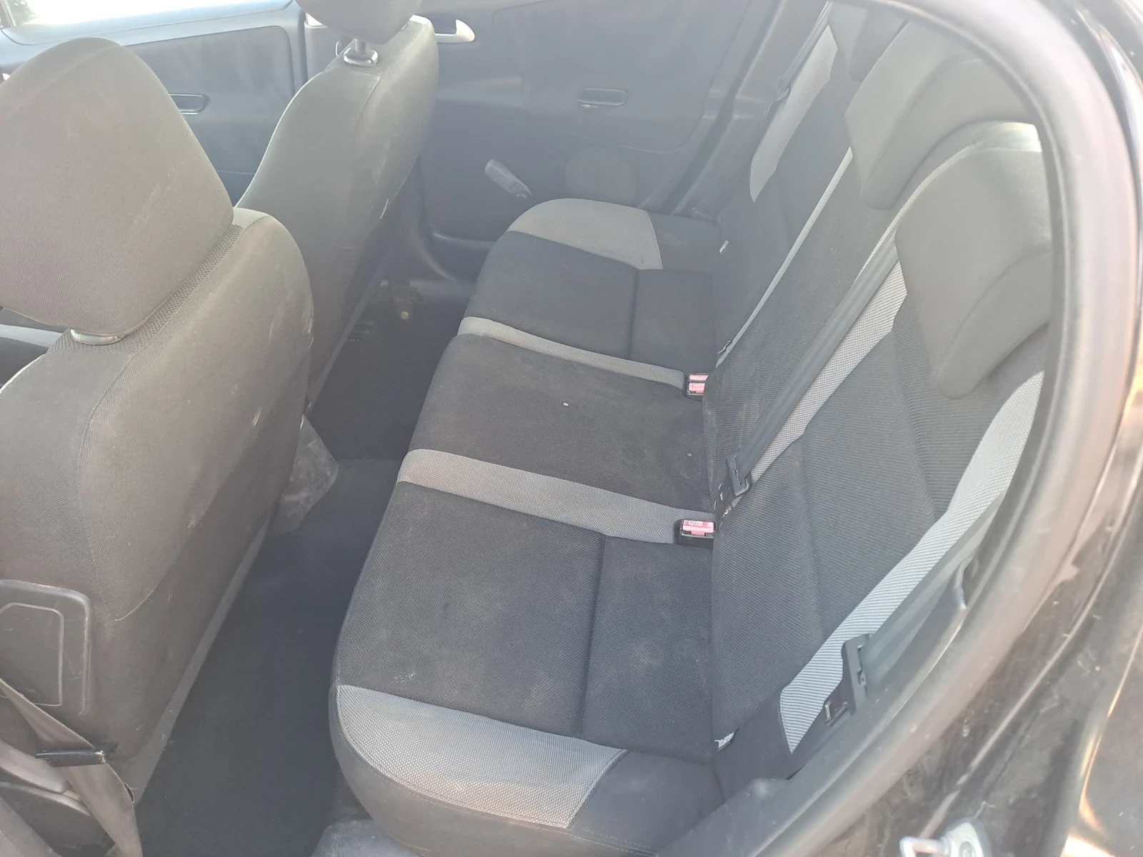 Peugeot 207 1.4 GPL, снимка 9 - Автомобили и джипове - 53769211