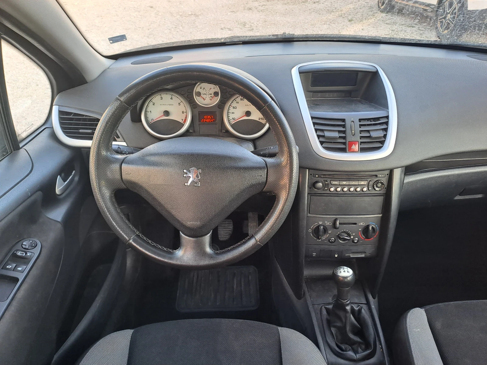 Peugeot 207 1.4 GPL, снимка 7 - Автомобили и джипове - 53769211