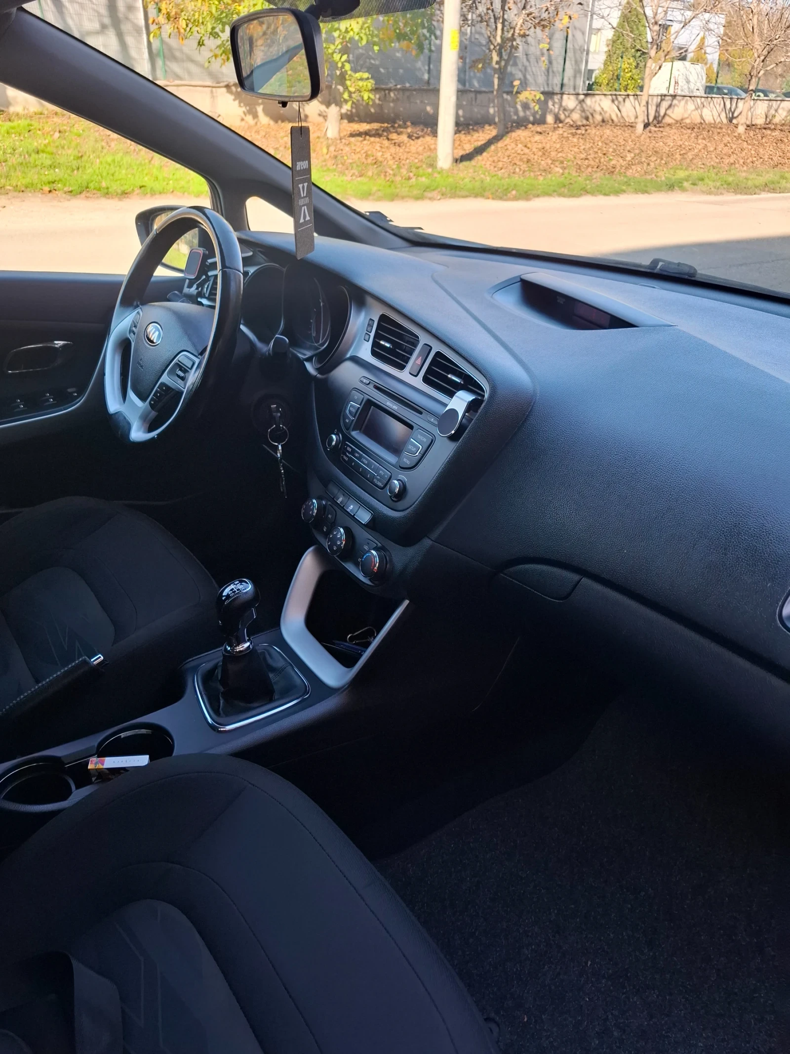 Kia Ceed, снимка 15 - Автомобили и джипове - 54019013