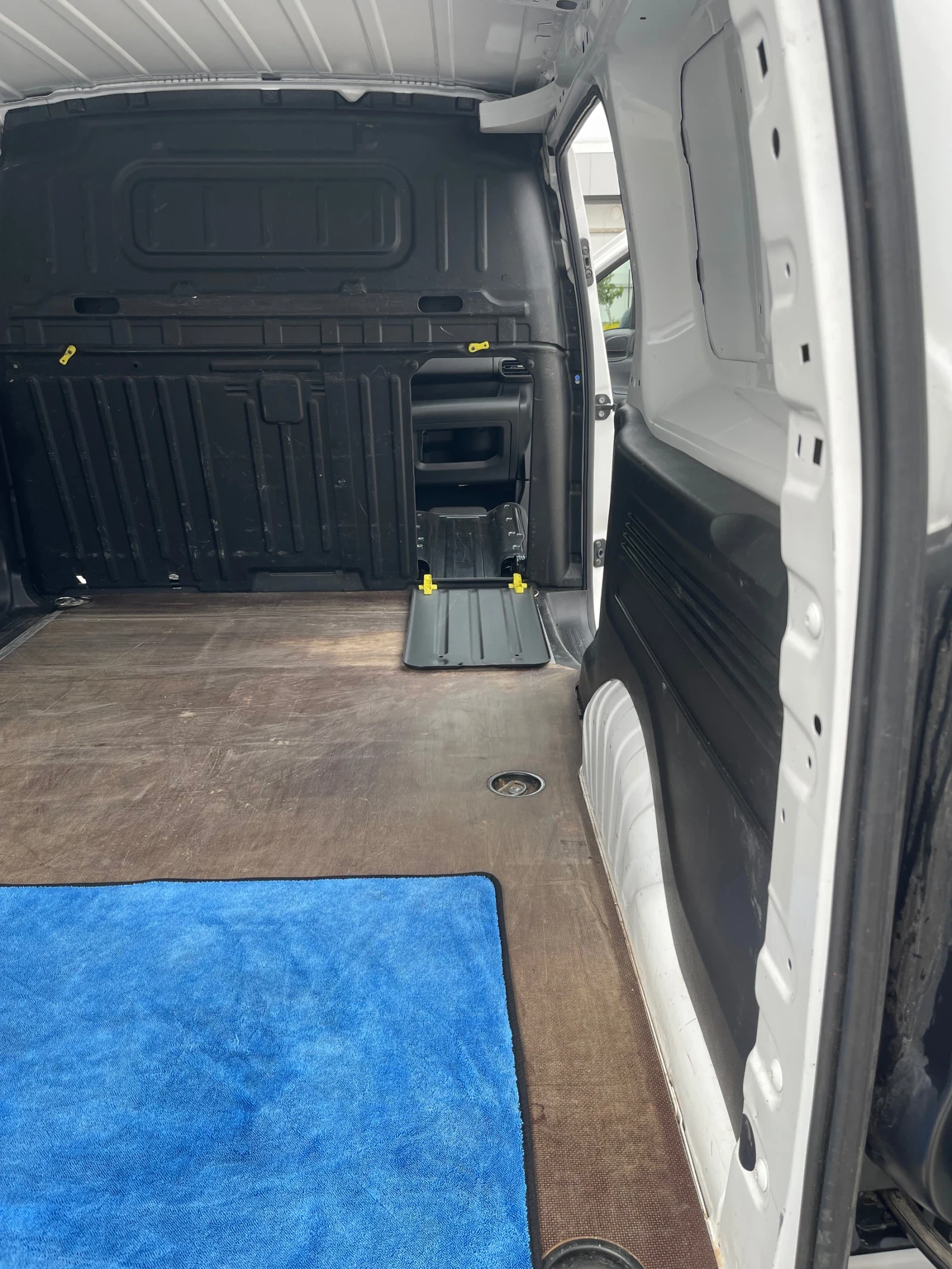 Opel Combo L2, снимка 6 - Автомобили и джипове - 54198791