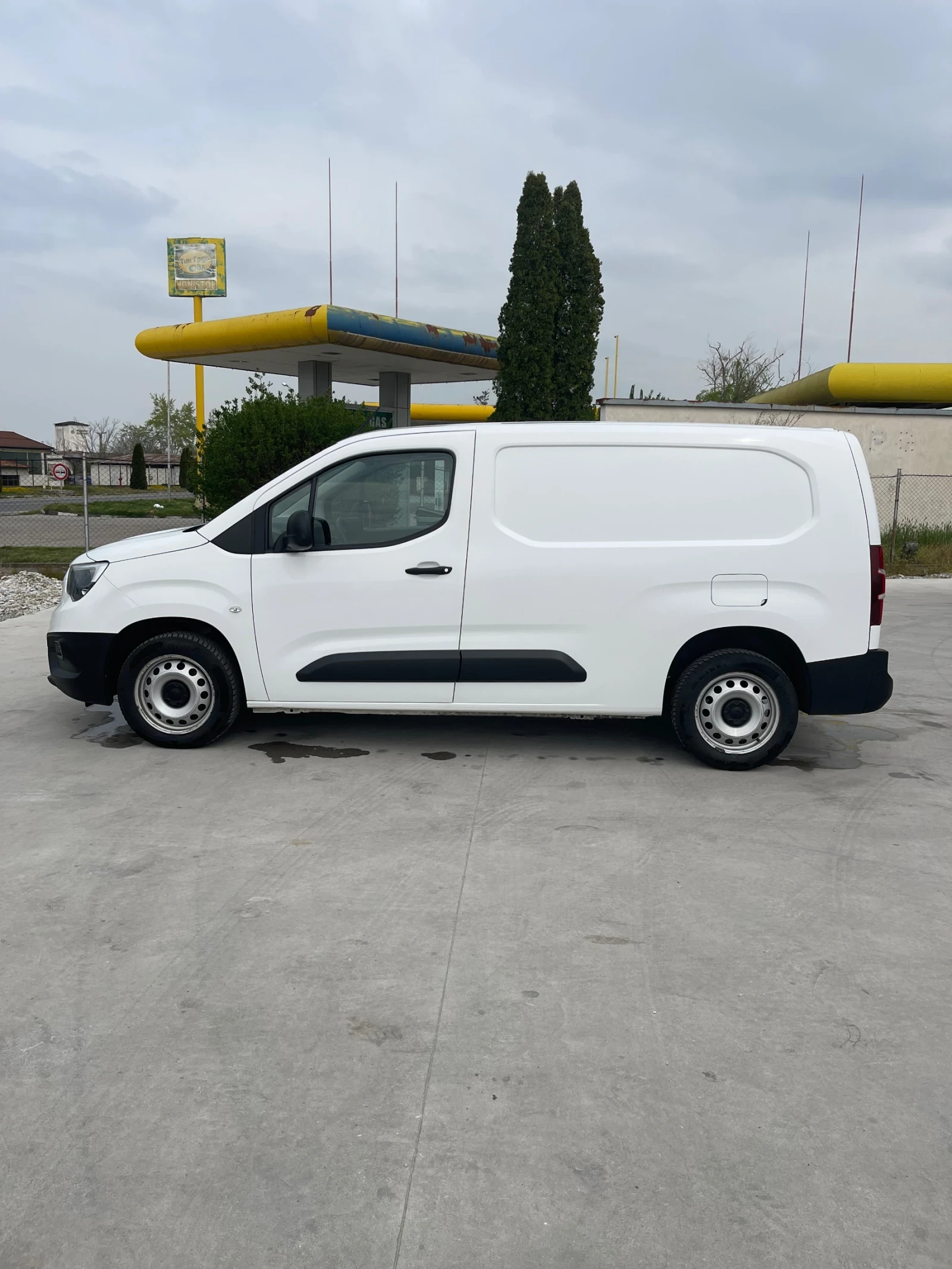 Opel Combo L2, снимка 4 - Автомобили и джипове - 54198791