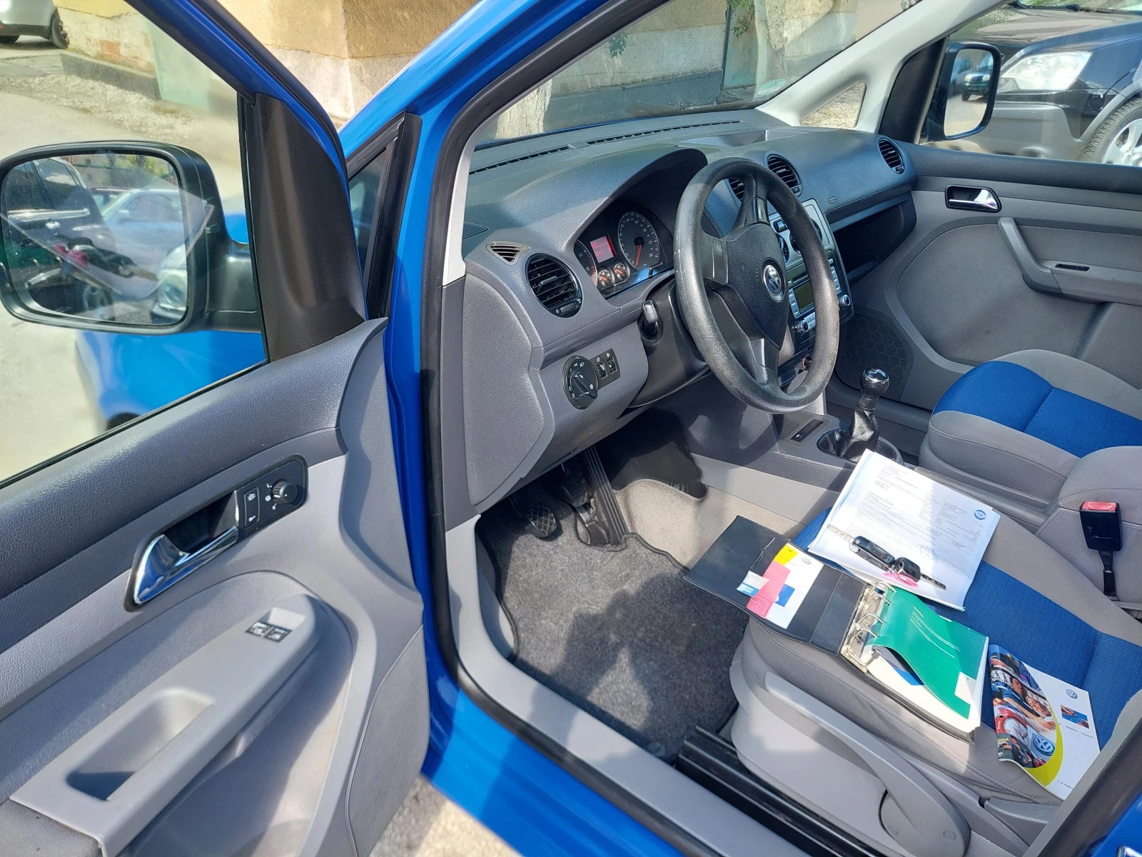 VW Caddy 1, 6i--102кс.ТОП СЪСТОЯНИЕ, снимка 10 - Автомобили и джипове - 54390626