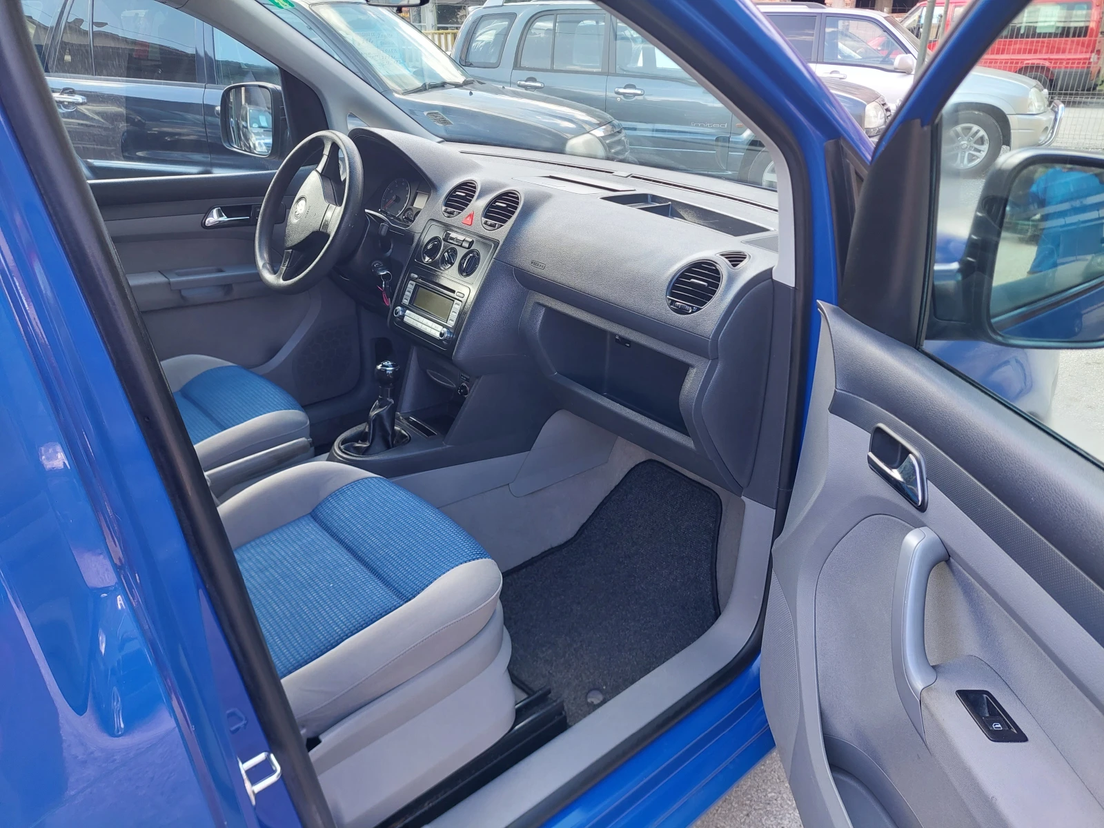 VW Caddy 1, 6i--102кс.ТОП СЪСТОЯНИЕ, снимка 7 - Автомобили и джипове - 54390626