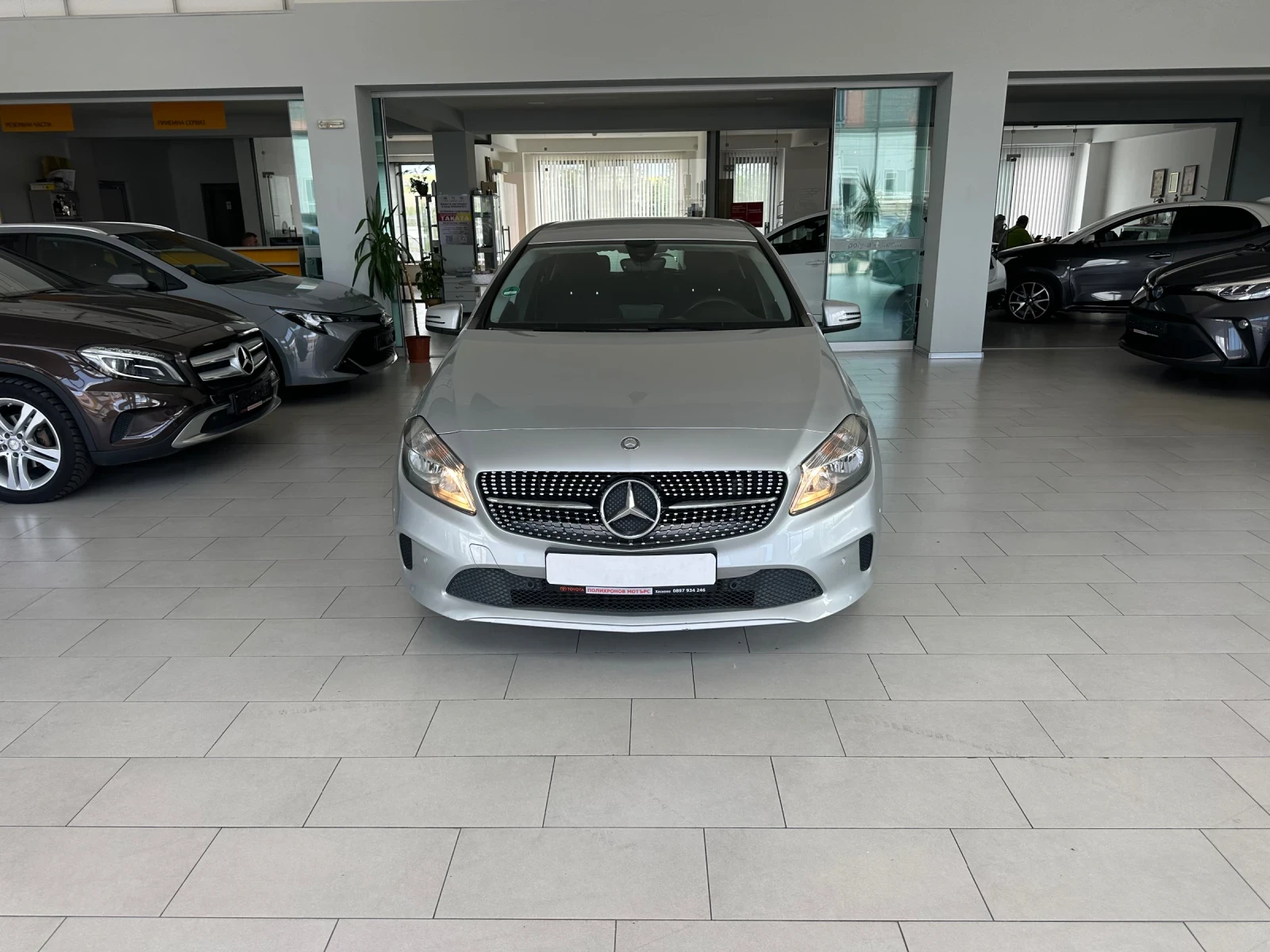 Mercedes-Benz A 180