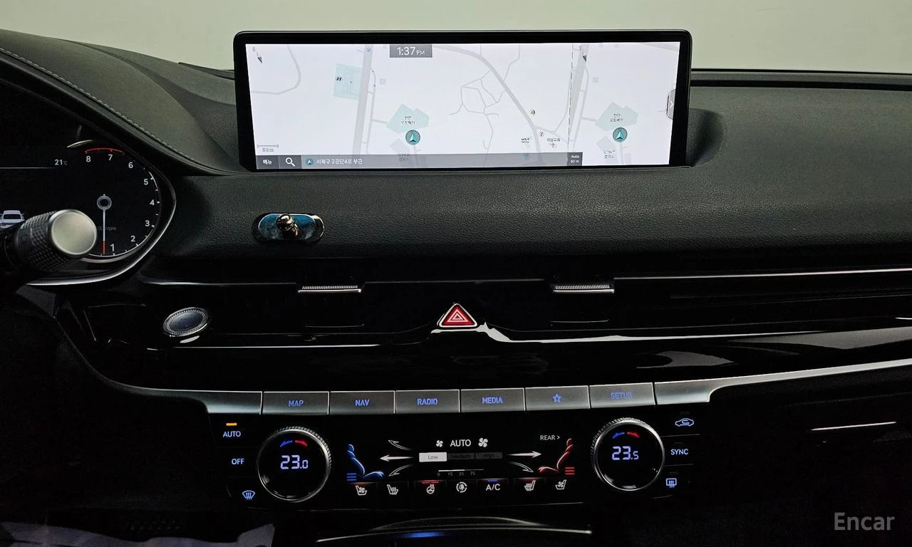Genesis G80 3.5T AWD* HEAD-UP* 360 CAM* DISTRONIC* ОБДУХВАНЕ* , снимка 10 - Автомобили и джипове - 54878684