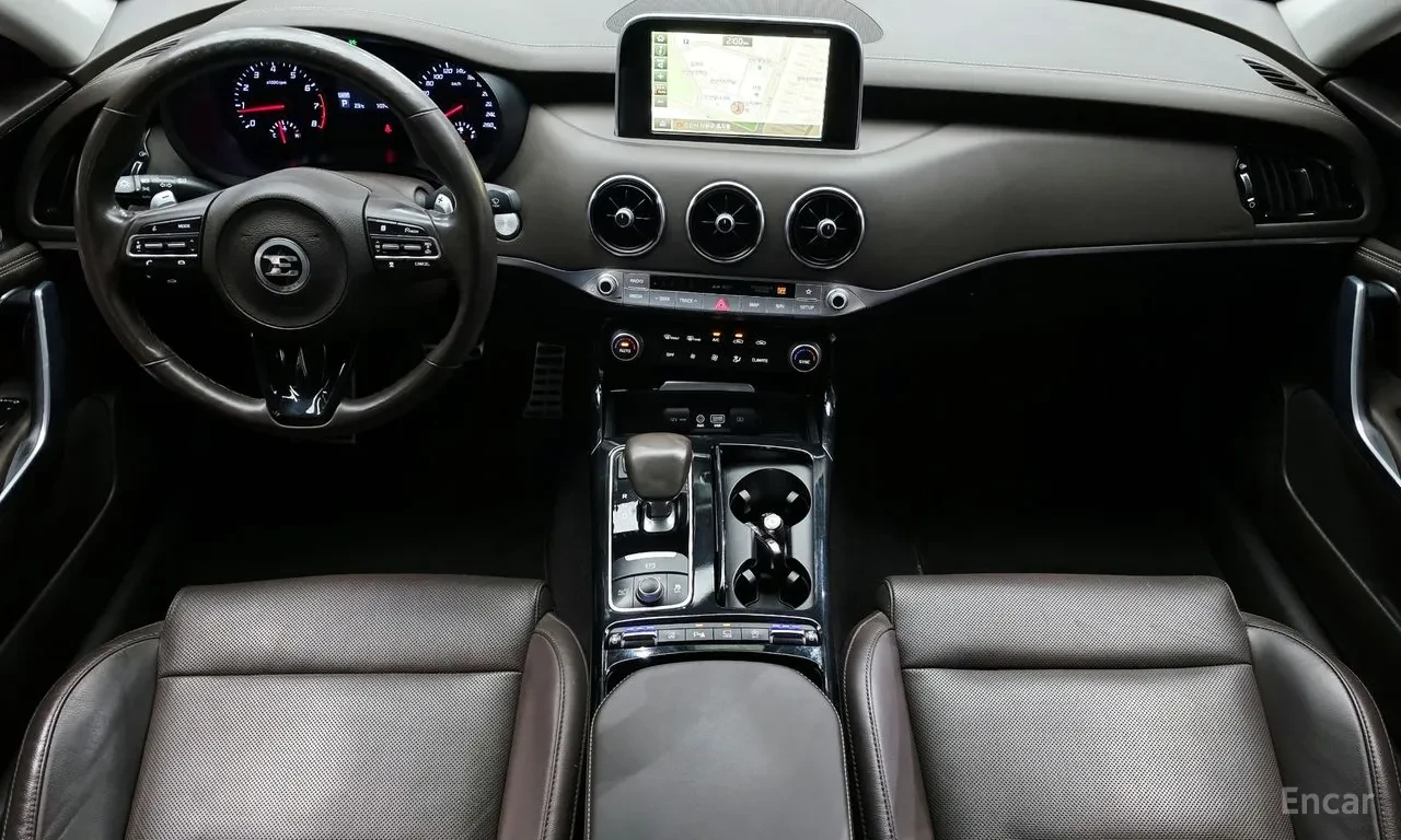 Kia Stinger 2.0 Turbo AWD Platinum, снимка 7 - Автомобили и джипове - 54956997