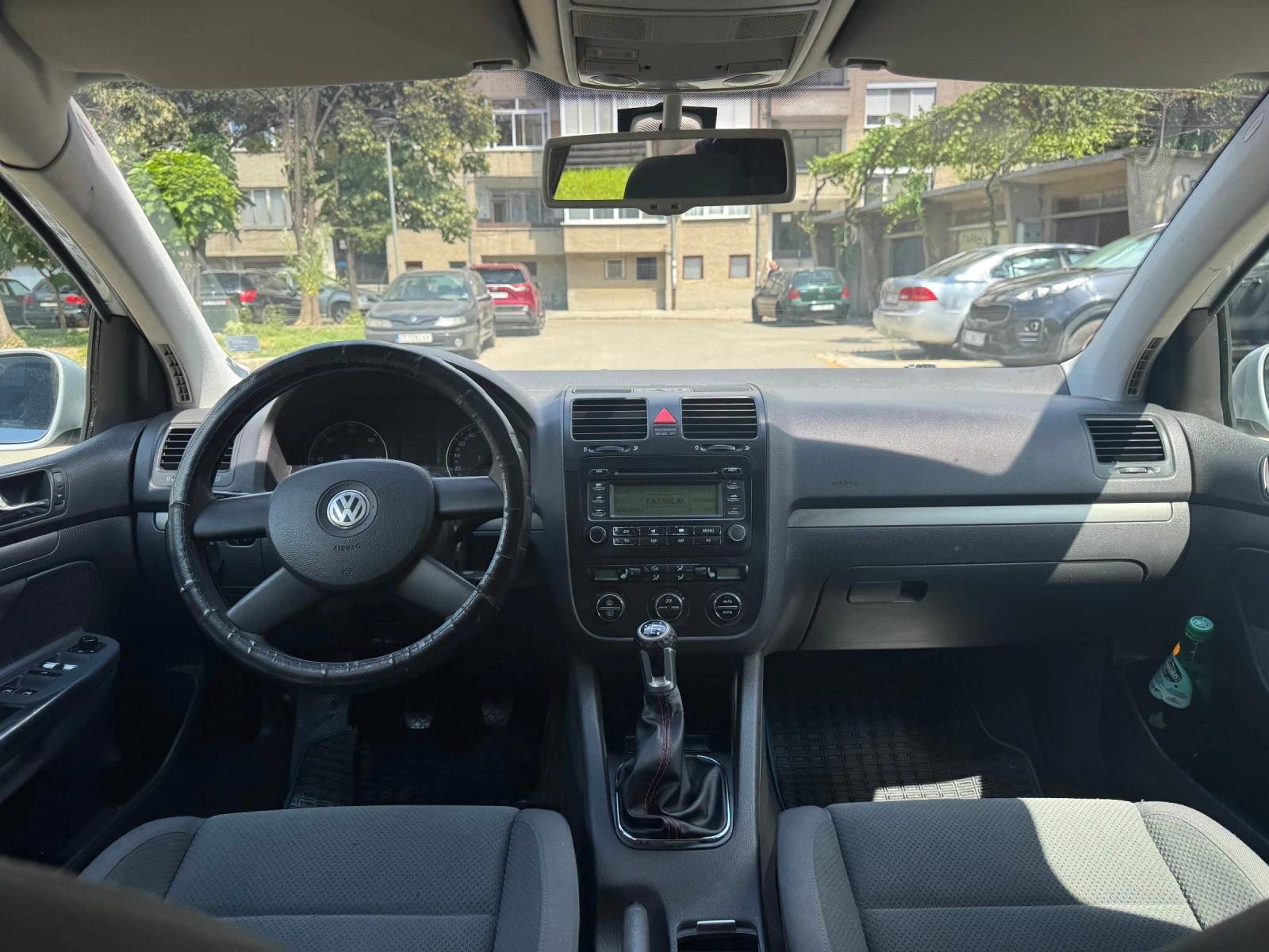 VW Golf 1.9 TDI, снимка 5 - Автомобили и джипове - 55102365