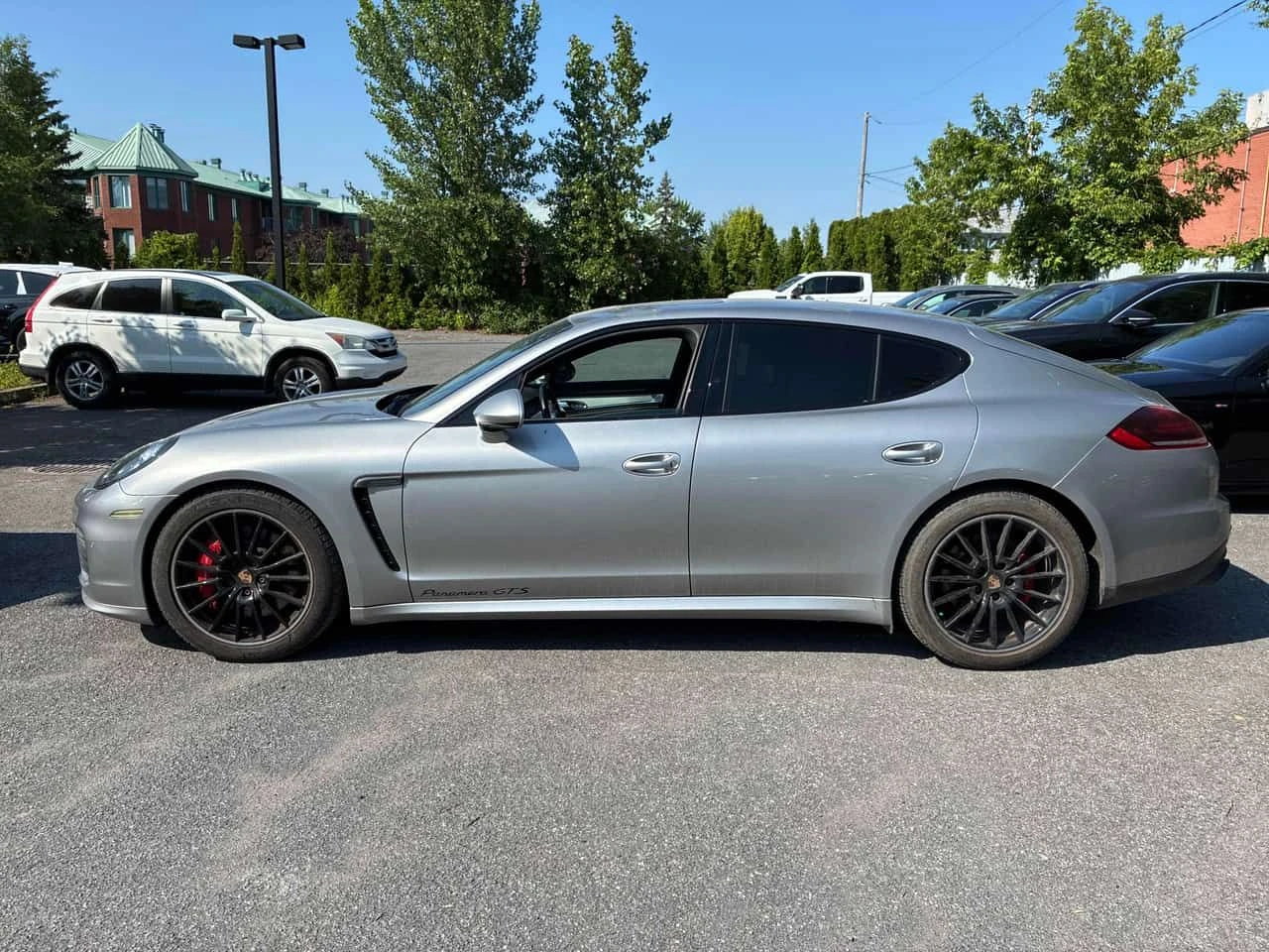 Porsche Panamera * GTS * АВТОКРЕДИТ БЕЗ ПЪРВОНАЧАЛНА ВНОСКА* , снимка 2 - Автомобили и джипове - 55212293