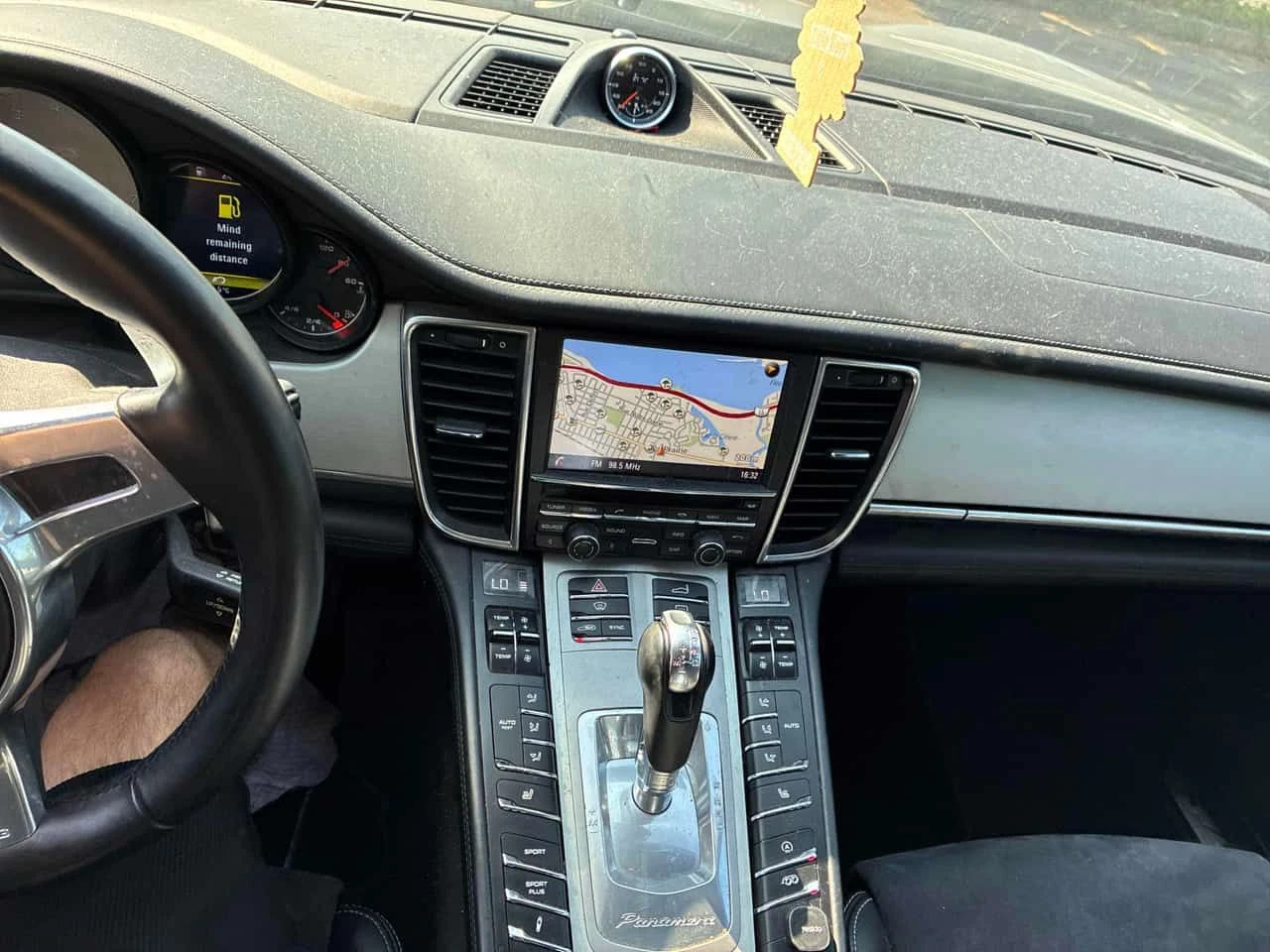 Porsche Panamera * GTS * АВТОКРЕДИТ БЕЗ ПЪРВОНАЧАЛНА ВНОСКА* , снимка 9 - Автомобили и джипове - 55212293
