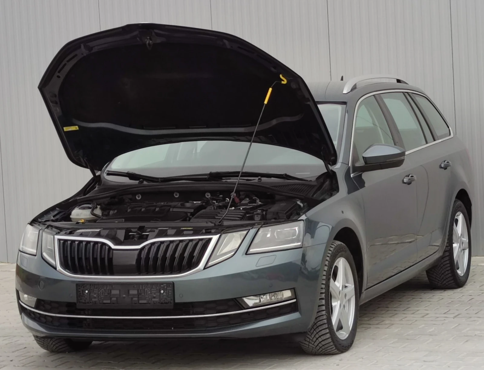 Skoda Octavia 2.0TDI* 150к.с* 4х4* , снимка 10 - Автомобили и джипове - 55338095