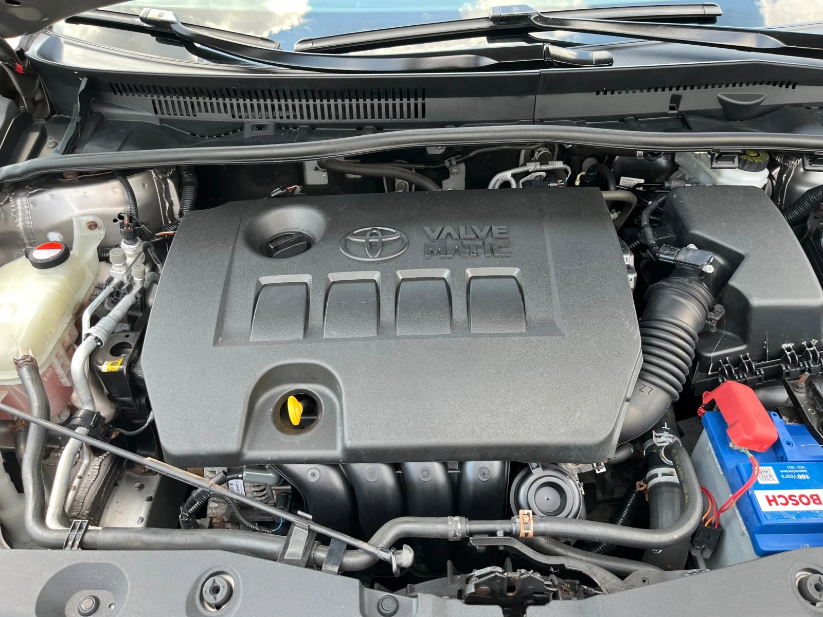 Toyota Avensis 1.8 16V FACE, снимка 15 - Автомобили и джипове - 55504016