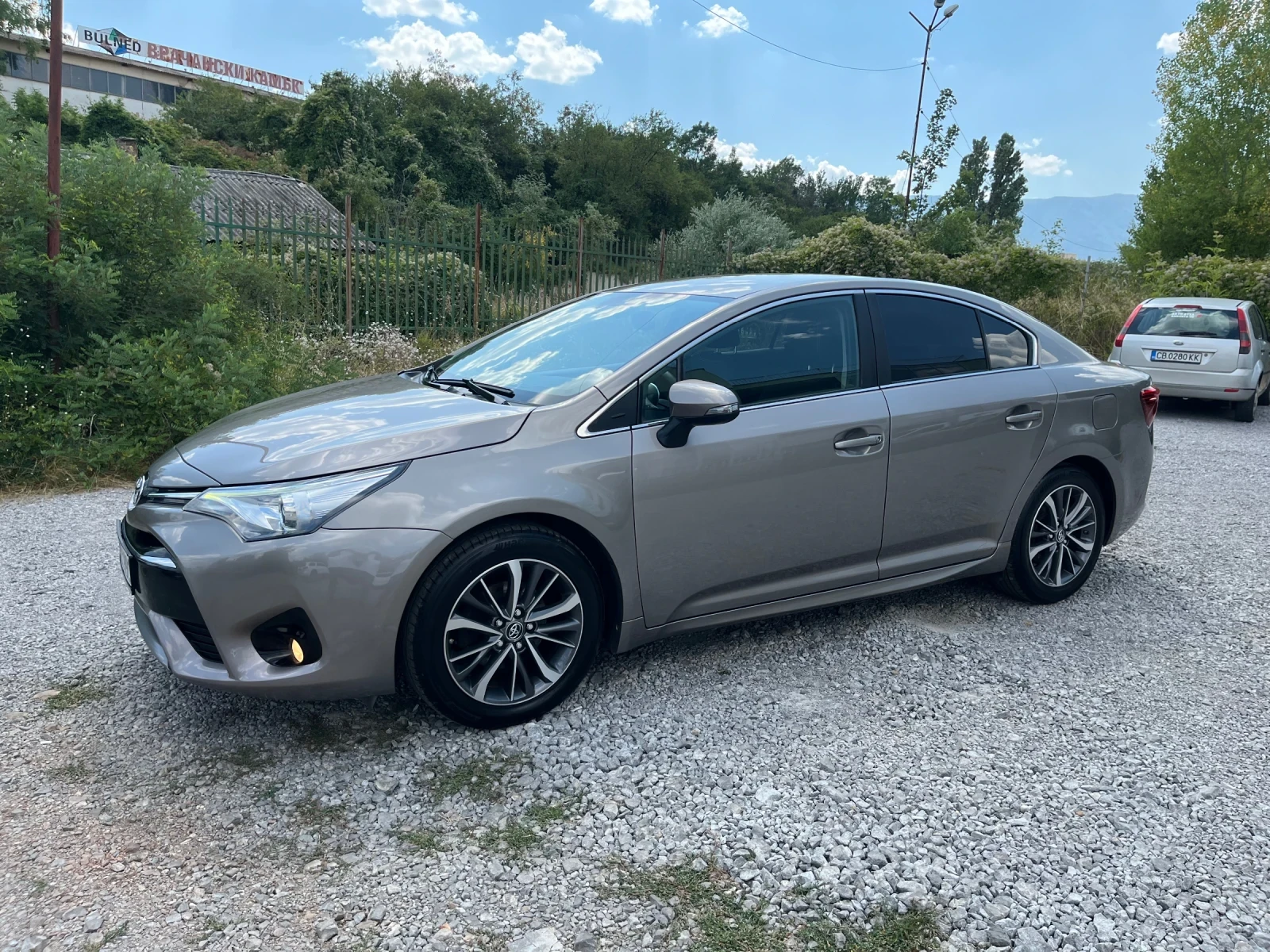 Toyota Avensis 1.8 16V FACE, снимка 6 - Автомобили и джипове - 55504016