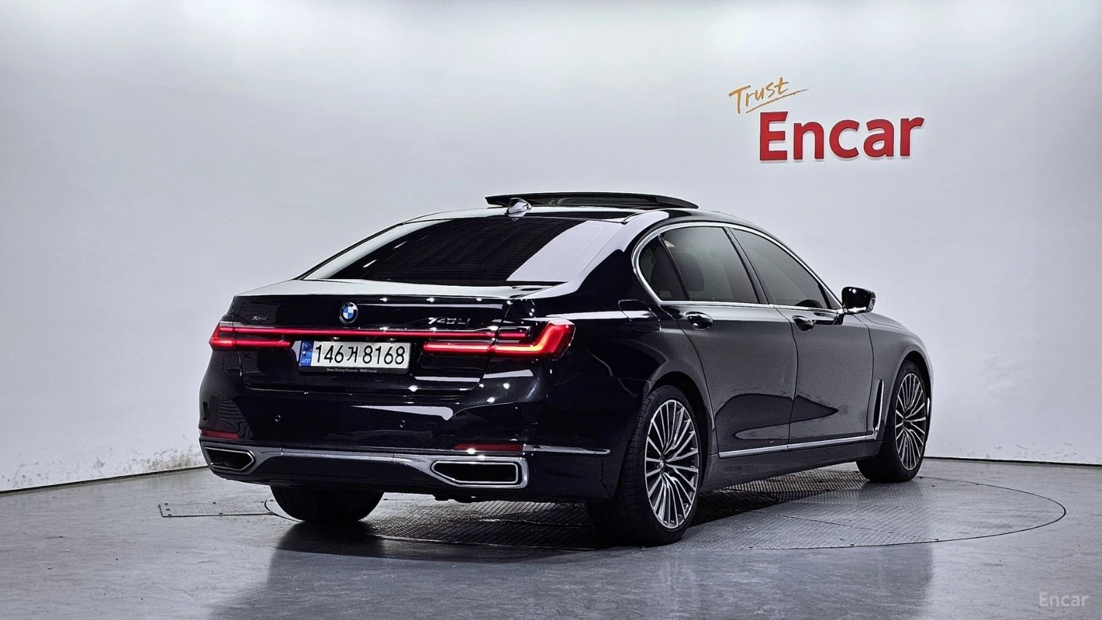 BMW 740 Li* XDRIVE* DISTRONIC* 360* МАСАЖИ* ОБДУХВАНЕ* , снимка 3 - Автомобили и джипове - 55622982