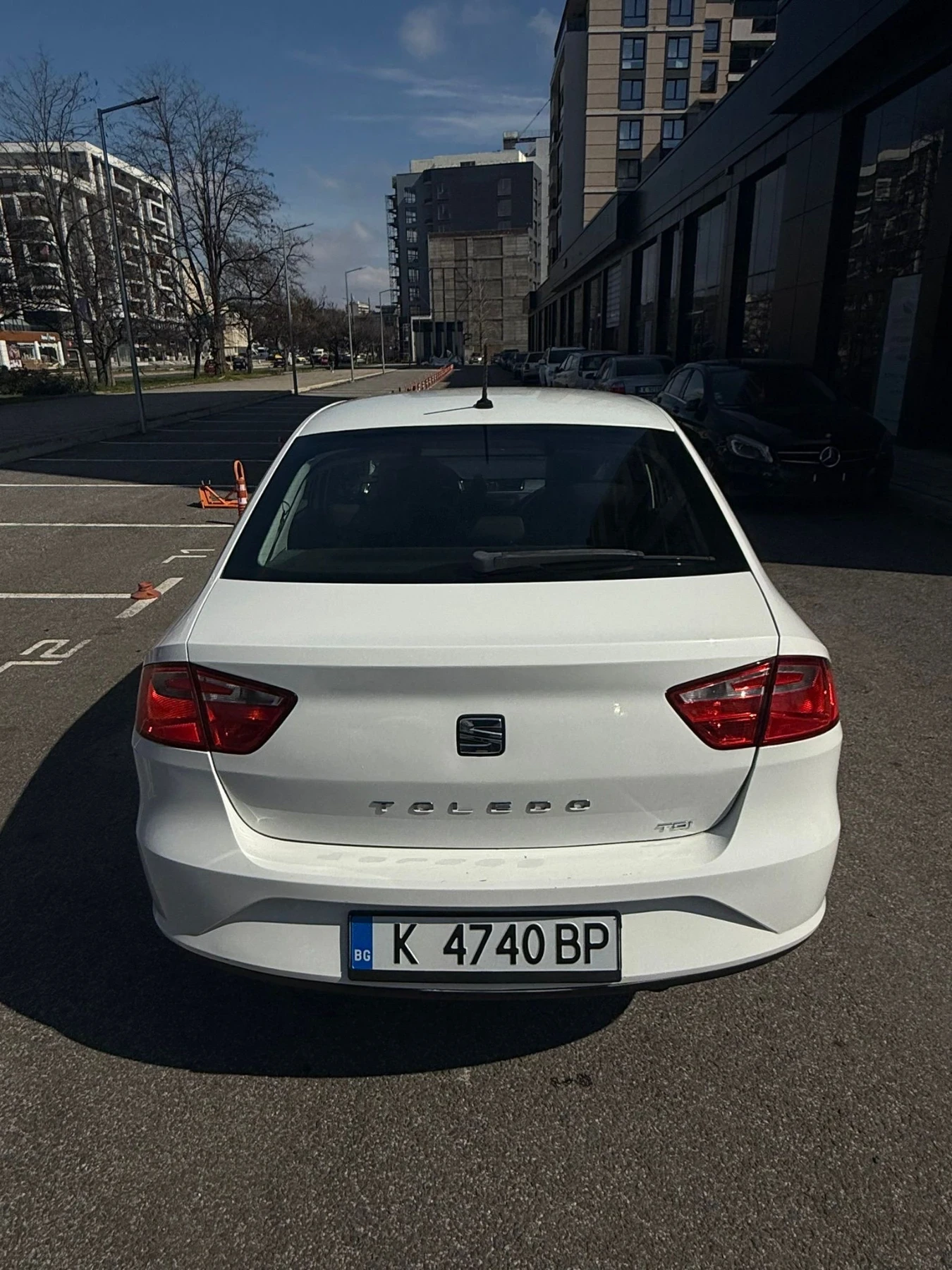 Seat Toledo 1.6 TDI, снимка 2 - Автомобили и джипове - 55807254