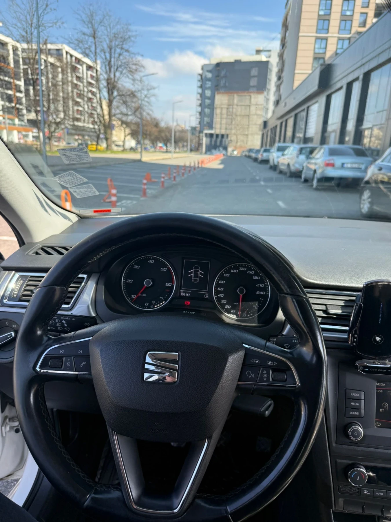Seat Toledo 1.6 TDI, снимка 5 - Автомобили и джипове - 55807254