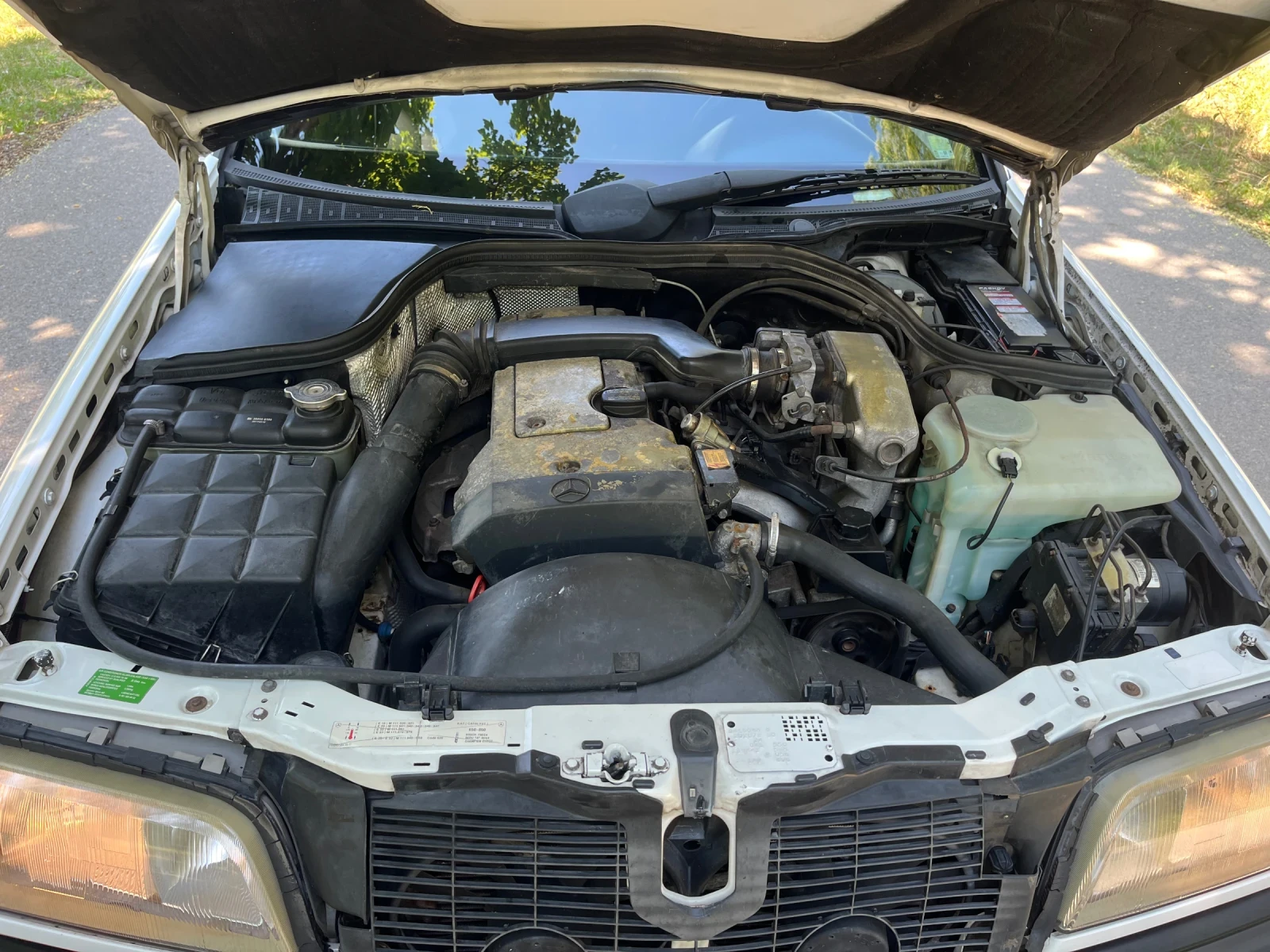 Mercedes-Benz C 180 1.8i, снимка 10 - Автомобили и джипове - 55836381