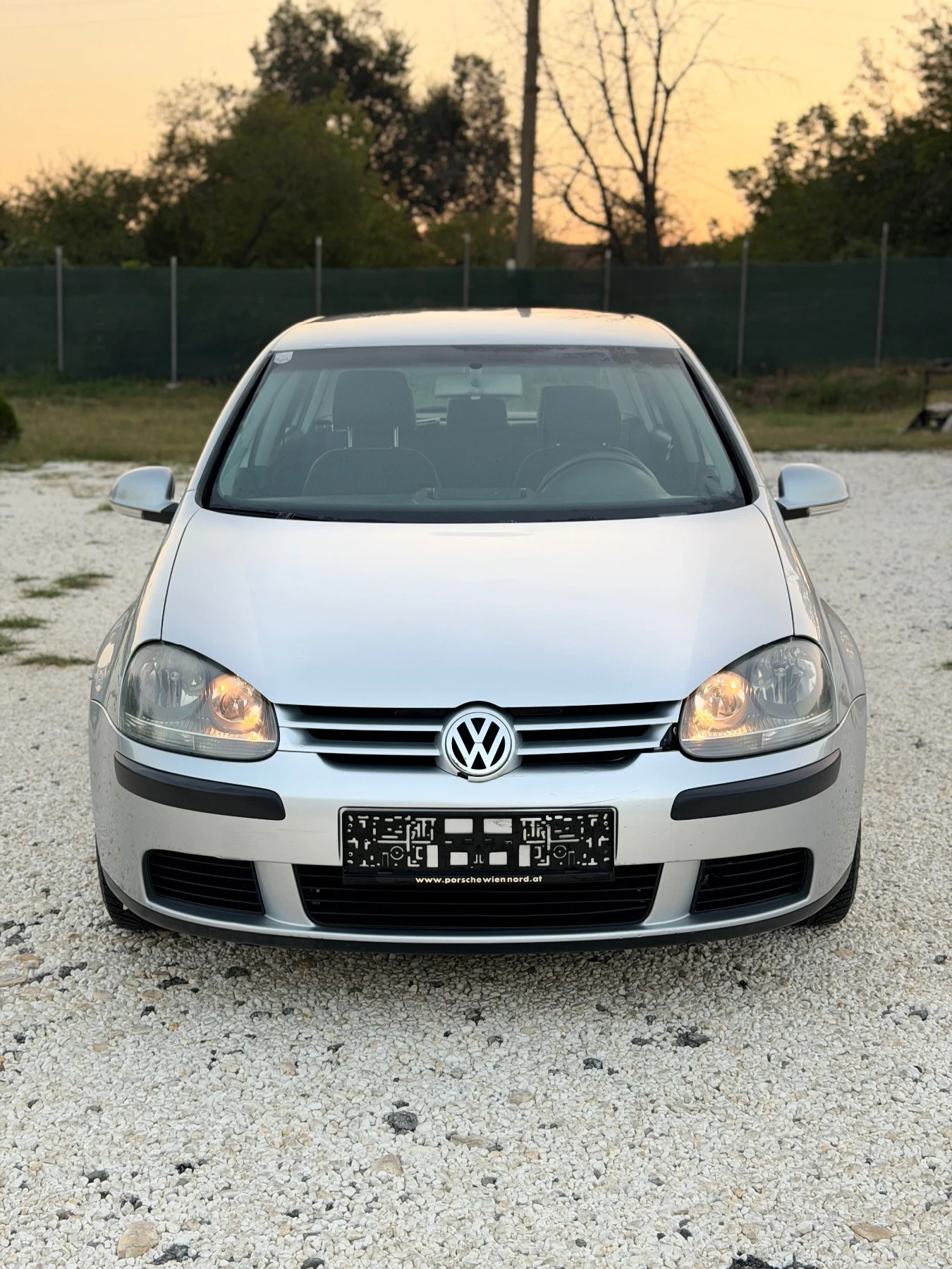 VW Golf 1.9 TDI 105 BKC, снимка 2 - Автомобили и джипове - 55904811