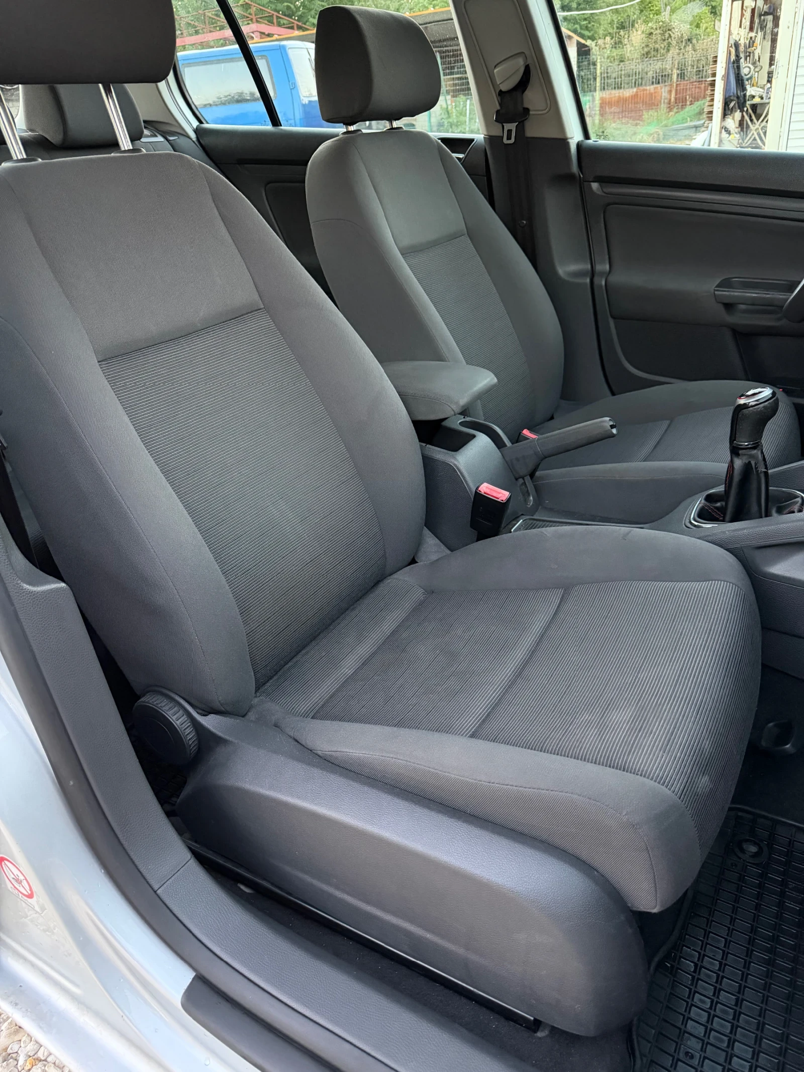 VW Golf 1.9 TDI 105 BKC, снимка 13 - Автомобили и джипове - 55904811