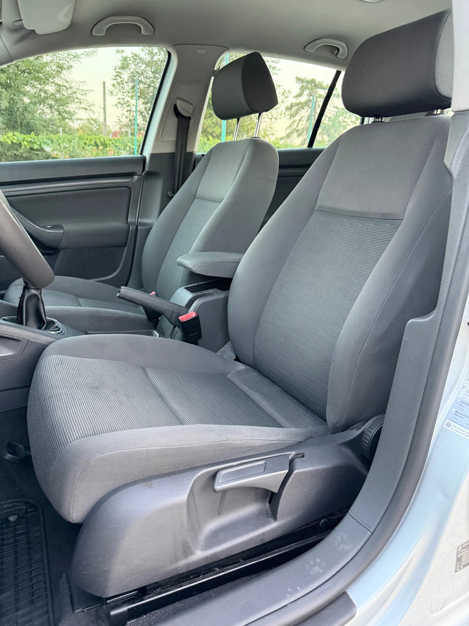 VW Golf 1.9 TDI 105 BKC, снимка 10 - Автомобили и джипове - 55904811