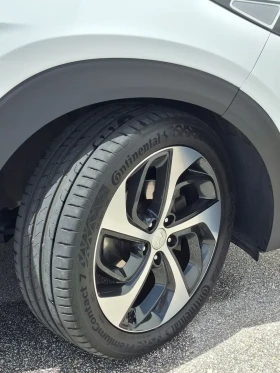 Hyundai Tucson * PREMIUM* 2.0CRDI 185кс4x4 ПЪЛНА СЕРВИЗНА ИСТОРИЯ - 35990 лв. - 71928345 16