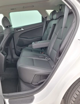 Hyundai Tucson * PREMIUM* 2.0CRDI 185кс4x4 ПЪЛНА СЕРВИЗНА ИСТОРИЯ - 35990 лв. - 71928345 12