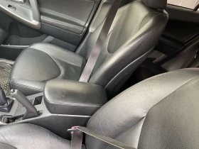 Toyota Rav4 2.2 - 12500 лв. - 99057890 6