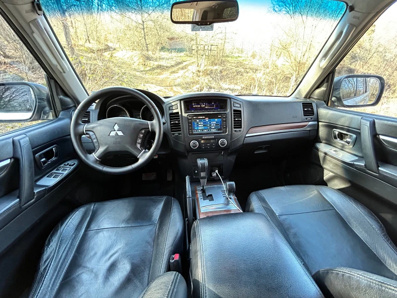 Mitsubishi Pajero 3.2* D.i.D* 170кс* Автоматик* , снимка 11 - Автомобили и джипове - 47544625