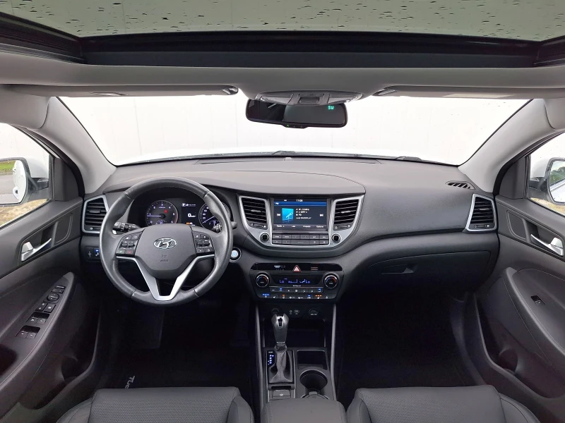 Hyundai Tucson * PREMIUM* 2.0CRDI 185кс4x4  СЕРВИЗНА ИСТОРИЯ, снимка 8 - Автомобили и джипове - 50541300