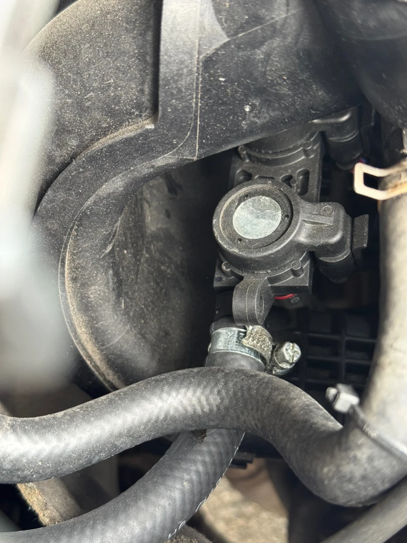 Nissan Rogue Газ, бавни скорости, снимка 11 - Автомобили и джипове - 52650256