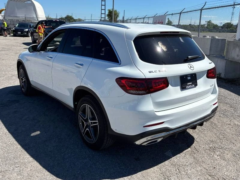 Mercedes-Benz GLC 300 * 4MATIC * ДИСТРОНИК * PANO * ОПЦИЯ ЗА ФИНАНСИРАНЕ, снимка 7 - Автомобили и джипове - 55047007